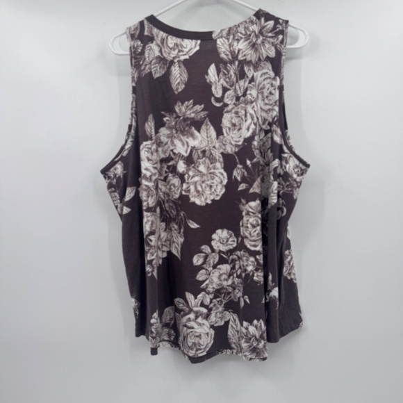 Maurices Top Women 2X NEW Brown Floral Tank Sleeveless Light Knit Comfy Tropical - Picture 3 of 8